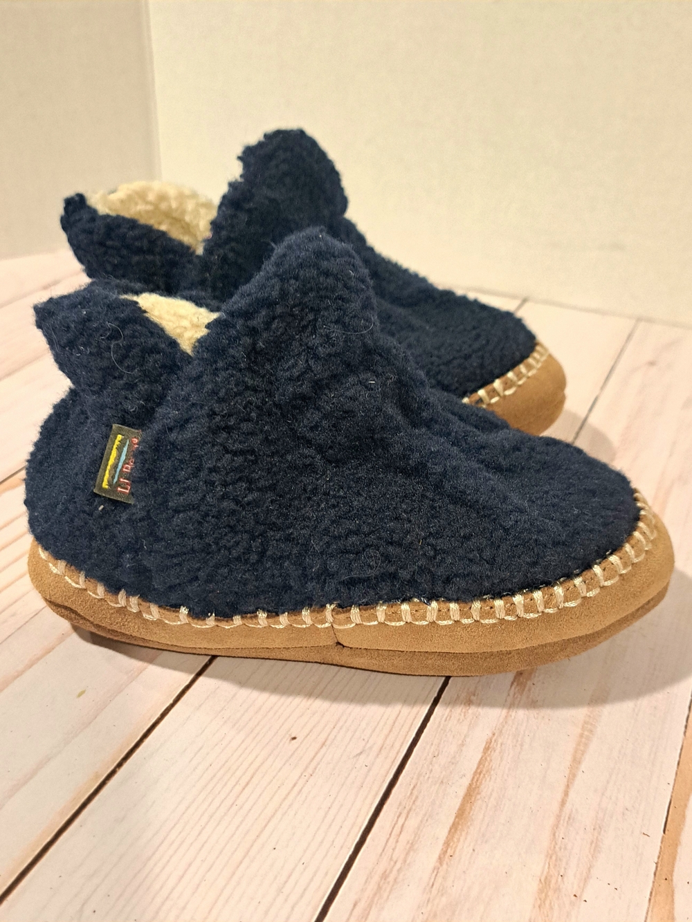 L.L. Bean Kids Blue Sherpa Slippers